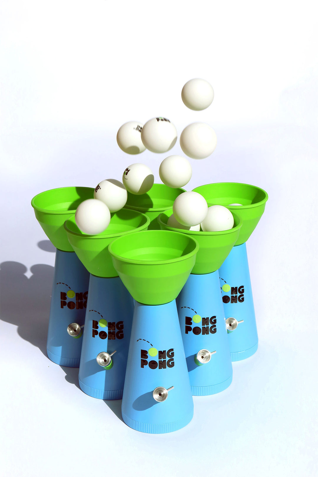 6 Bong Pong bongs with balls 